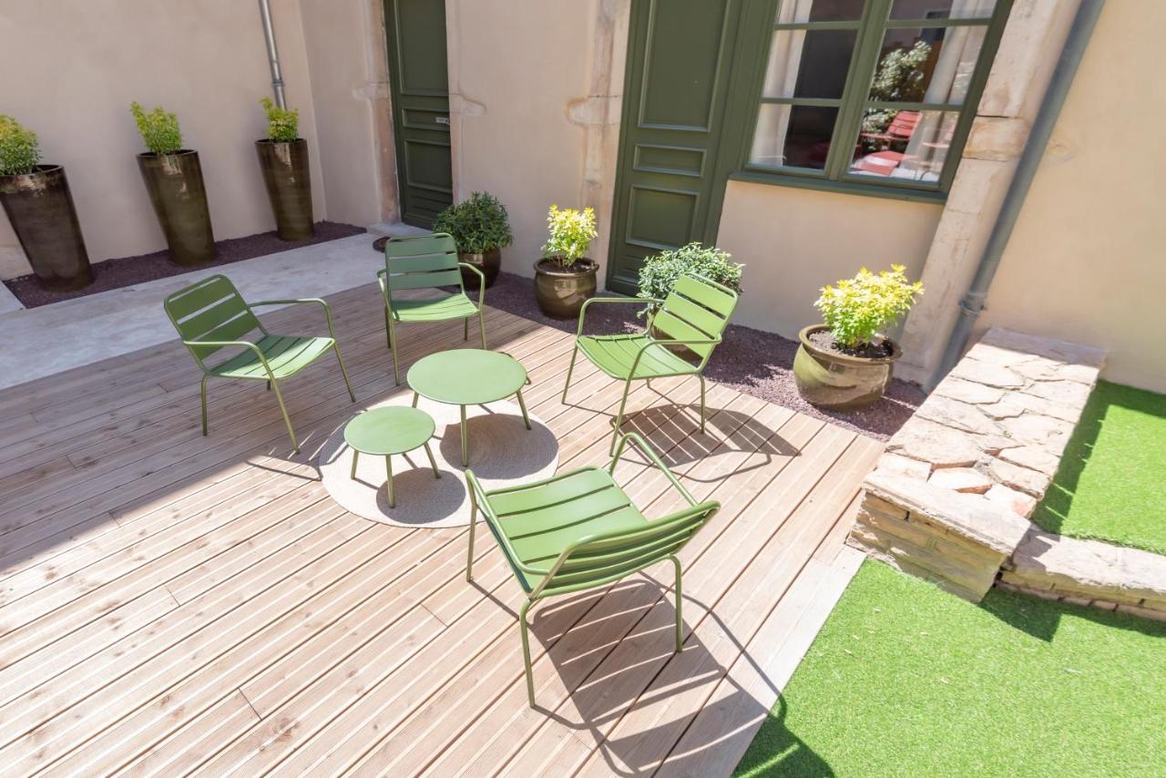 Le Cosy Chic . Proche Gare . Centre-Ville Macon . Neuf . Climatisation . Design . Wifi . Экстерьер фото