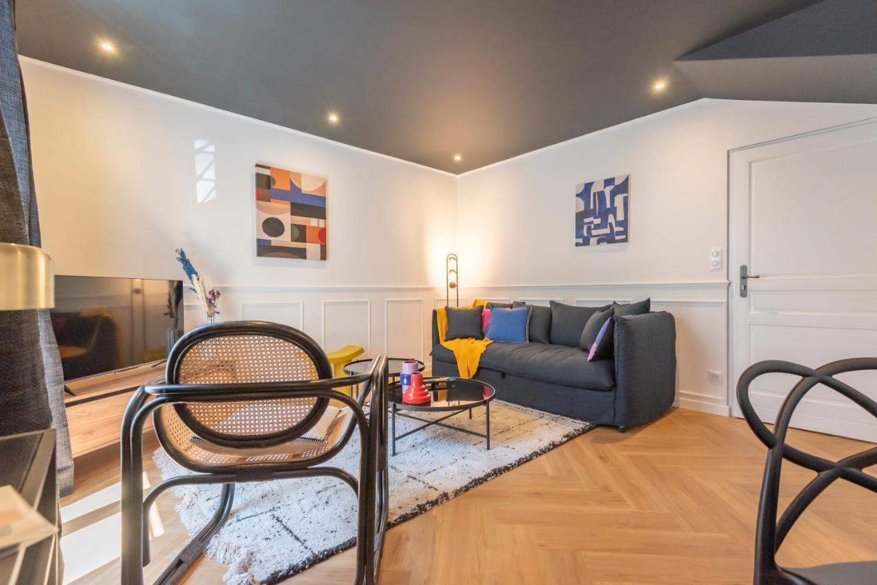 Le Cosy Chic . Proche Gare . Centre-Ville Macon . Neuf . Climatisation . Design . Wifi . Экстерьер фото